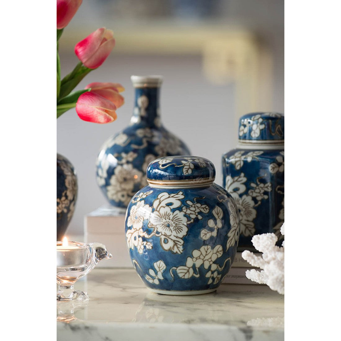 Set of 4 Blue and White Jar and Vase